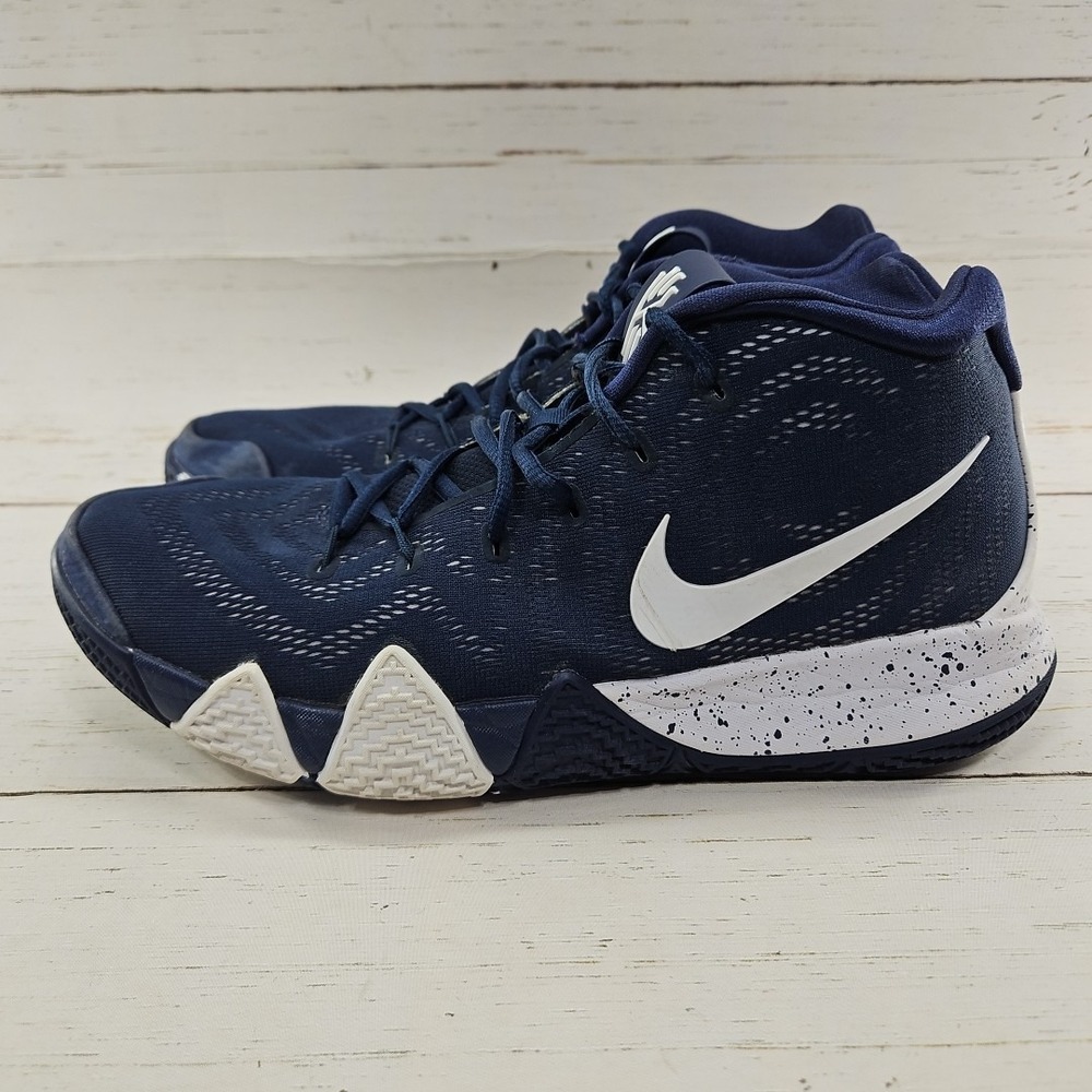 Nike Kyrie 4 Midnight Navy Blue 2018 Size‎ 10.5 Basketball Shoes AV2296-402 - Picture 3 of 14
